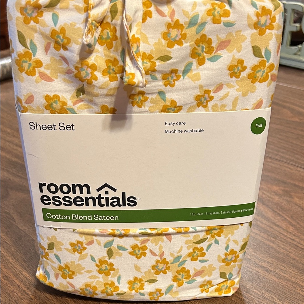 Room Essentials Yellow Floral Cotton Blend Sateen Sheet Set